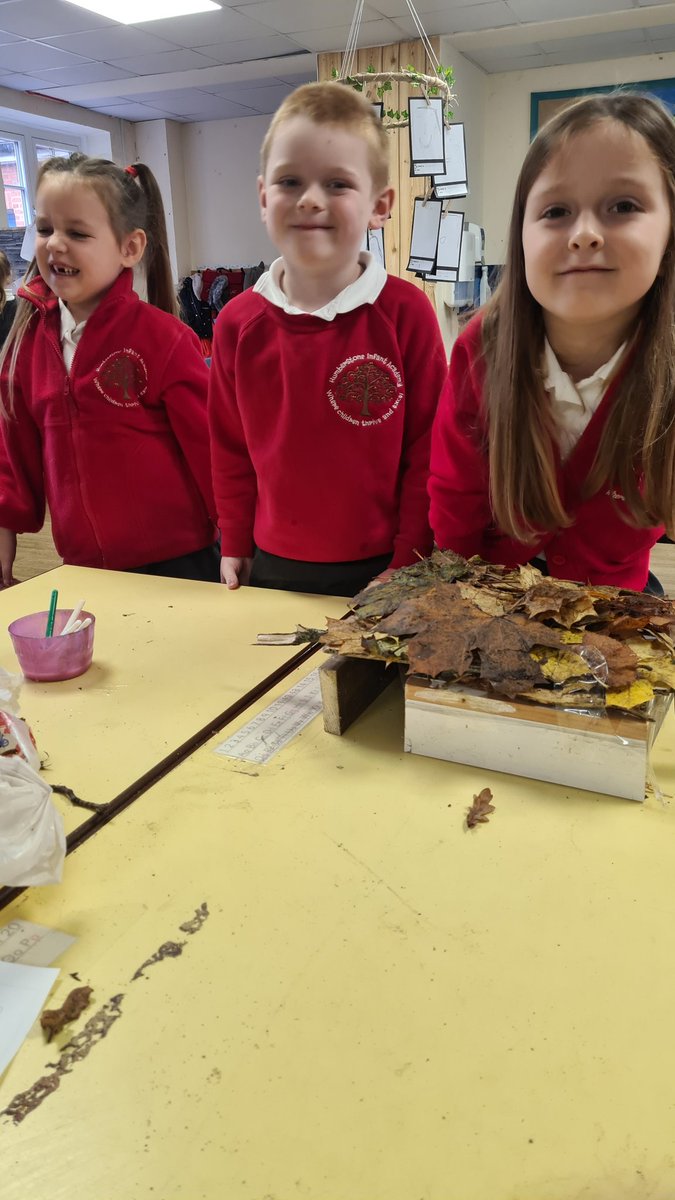 We've had a great week learning about seasons and hibernation during STEM Week. We've met hedgehogs 🦔, tested  clothes for different seasons 👗🧥 and created shelters for hibernating hedgehogs 🛖 @HIAMrsSmith @HIAMissNewman <a href="/HIAMissJethva/">Miss Jethva</a>