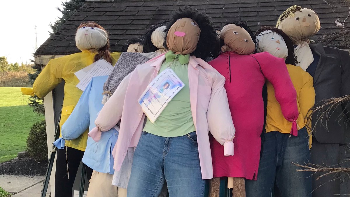 welshillschool's tweet photo. The Scarecrows have returned! A huge thank you to @robbinshunterOH for partnering with us and hosting the "Kids Who Changed The World" on their lawn. 

#welshhillsschool
#montessori
#TeachingOutOfTheBoxSince1979
#granvilleohio
#infantsthroughgrade12 
#projectbasedlearning https://t.co/wfbwx1piVr