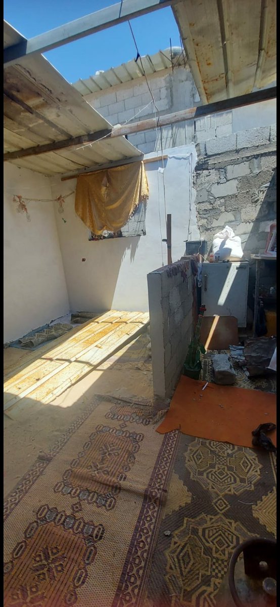 PalestineUmm's tweet photo. Vous ne regretterez jamais d'avoir retweeté ça 
🙏🥺

Je sais que tu as besoin de l'argent avec lequel tu m'aideras pour nourrir mes enfants

  Mais que cela vous profite avec Dieu
  Et Dieu le remplacera par de bonnes actions
je te supplie de nous nourrir
https://t.co/mqgKB9hWeZ https://t.co/lcCfrfgRWD