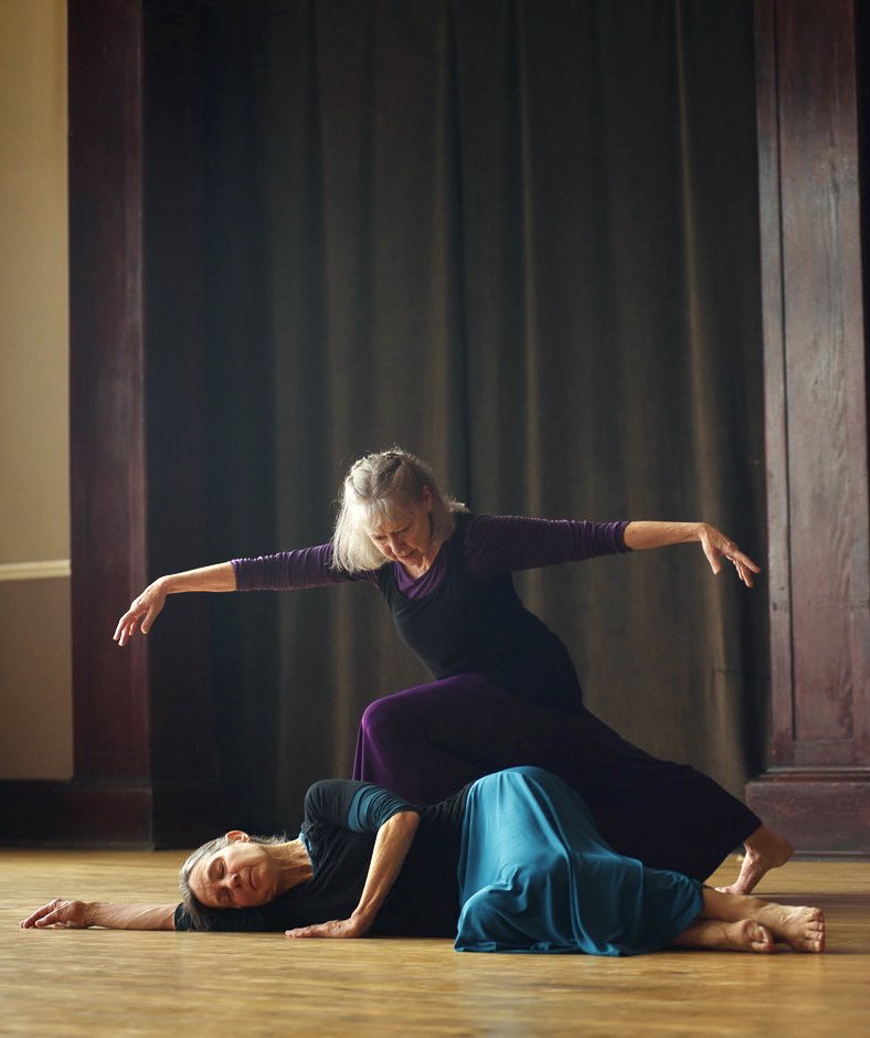DtDE's tweet photo. Passionate Heart returns to Guelph in three November collaborations of dance and spoken word:

Sunday, November 14th, 1:30pm in collaboration with poet Susan Wismer - Hand Shadows, a program of dance and poetry

passionateheartdance@gmail.com 

#PassionateHeart #EcstaticSurvival https://t.co/BDNzvgJ1ZO