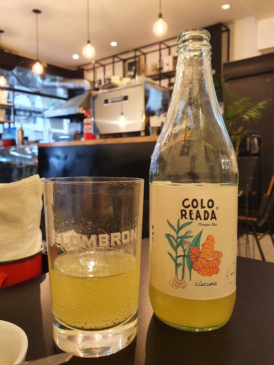 RamonBernabeA's tweet photo. Viernes intenso...
Recién almorzando...
#AlmuerzoExpress
(La Soledad del Poder -sic-)
Café en mano y volviendo al homeoffice. https://t.co/CTwOBkjKHl