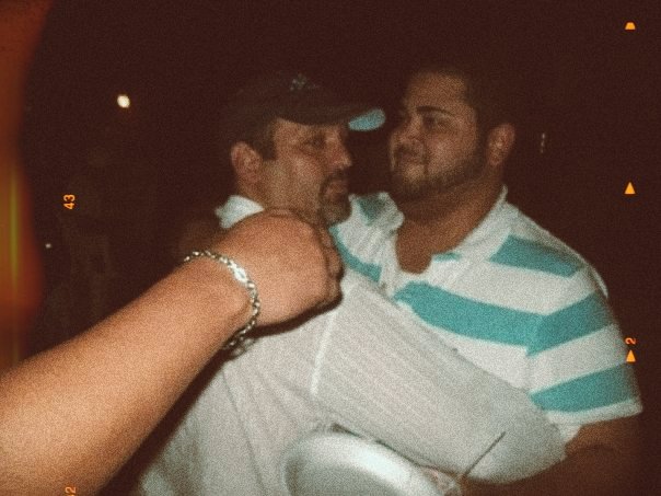 cjriveralopez's tweet photo. Mi Papito Cumpleaños hoy ...!!! Solo quiero que le envíen buenas vibras y bendiciones ...!!! Para tenerlo conmigo 100 años más. Este años ambos le pegamos a números mágicos 53 y 35 #HappyBdayDad https://t.co/UBlyio9oAz