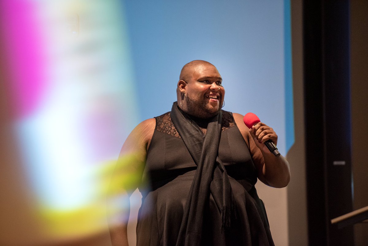 omahafoundation's tweet photo. During a launch party, the community got to meet &amp; celebrate the second cohort of @huespringleader, a leadership institute to support the professional development of #LGBTQIA+ identified individuals from the Omaha area &amp; Midwest region. @itsjabarii was the keynote speaker. https://t.co/mt0fJbQDXS