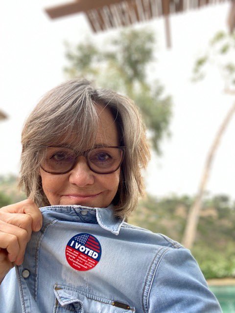   Happy birthday Sally Field, attrice che oggi compie 75 anni   