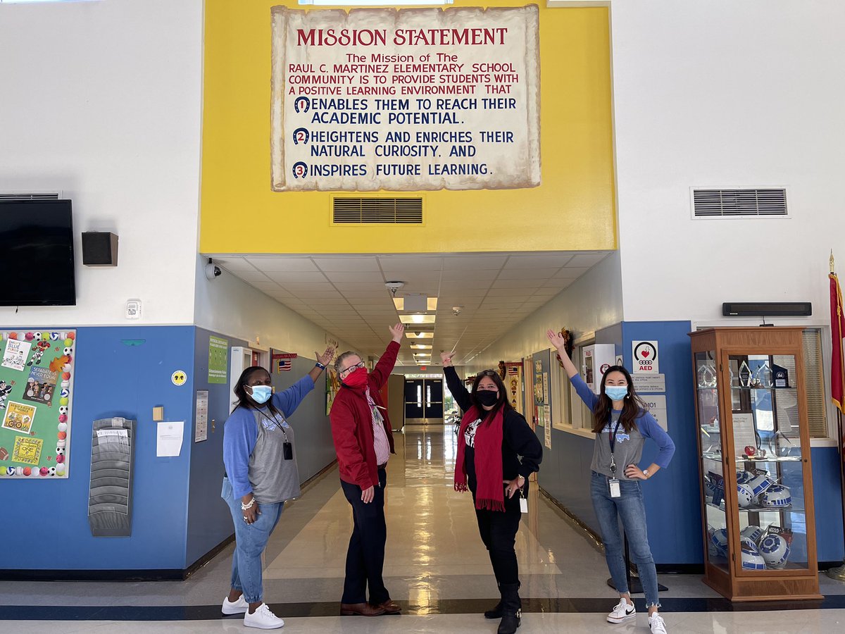 AprilColeman74's tweet image. What a dynamite first week working with Team Excellence! A huge shout out to EVERYONE for the heartfelt welcome and eagerness to be excellent for our children each and every day! @RMTZElem #LearningExcellence @BoudousquieM