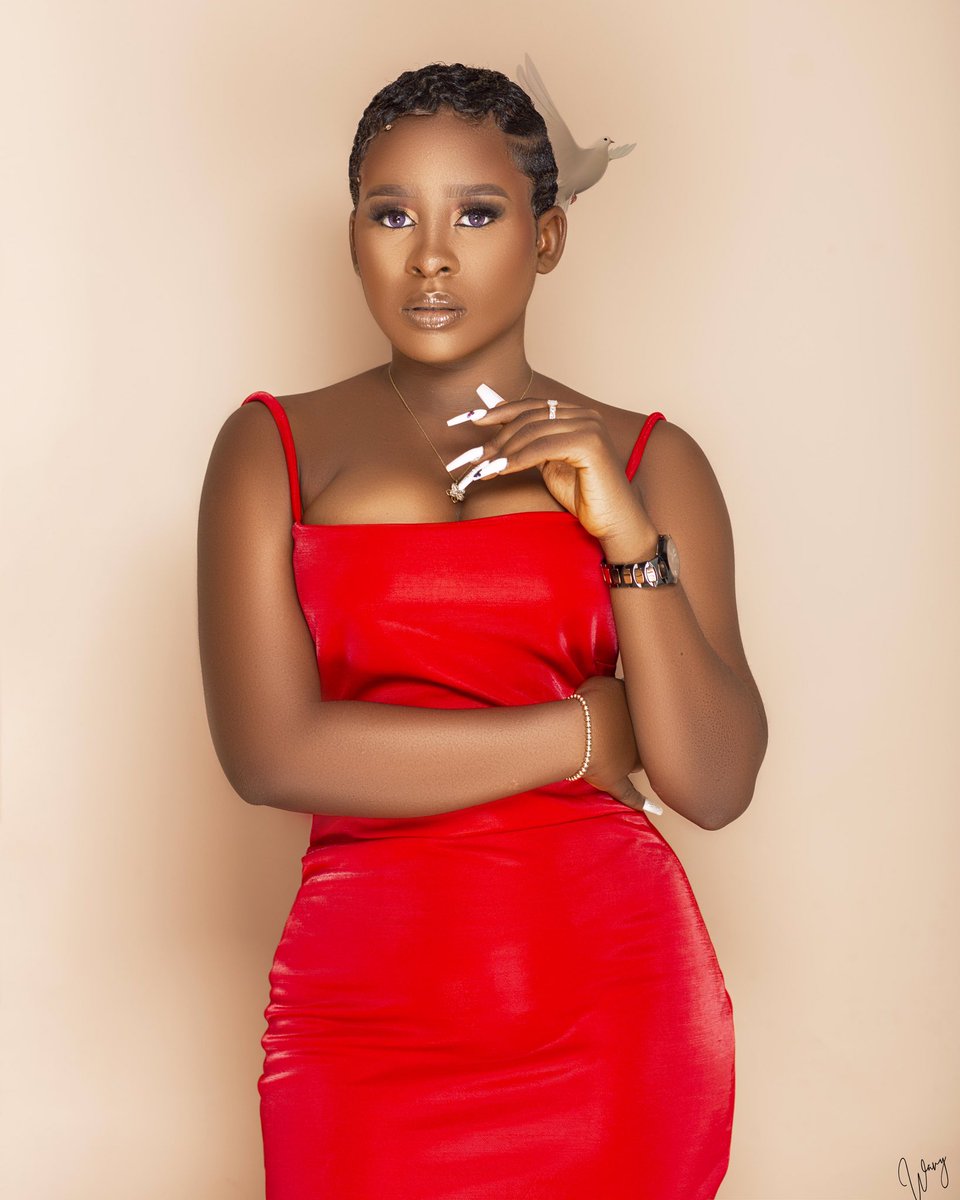 wavymaraji's tweet photo. I took these lovely portraits of a client yesterday. Dm me for any photography orders around Port harcourt Rivers state or Nigeria as a whole. My Instagram is officialwavymedia.
Kindly RT, my clients may be on your TL https://t.co/Sms8mVus1A