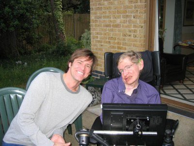 latestinspace's tweet photo. When Jim Carrey met Stephen Hawking for the first time in 2003 🤍 https://t.co/YiWJRjfLId
