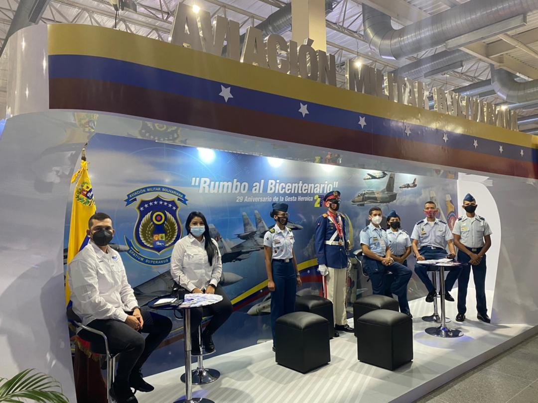 amb_Efotrop's tweet photo. #05NOV |||📌Entérate
.
@ParqueAviadores 
Ven y Conoce nuestro Estand en presencia del personal de Alumnos de esta prestigiosa Casa de Estudios🇻🇪
Visítanos y forma parte de esta gran experiencia ✈️🚁🔥🔊
iDONDE NACE EL SARGENTO REVOLUCIONARIO!
@REDICentral_ @Balanda_AMB
@BARU_AMB https://t.co/9x4GNOlguo