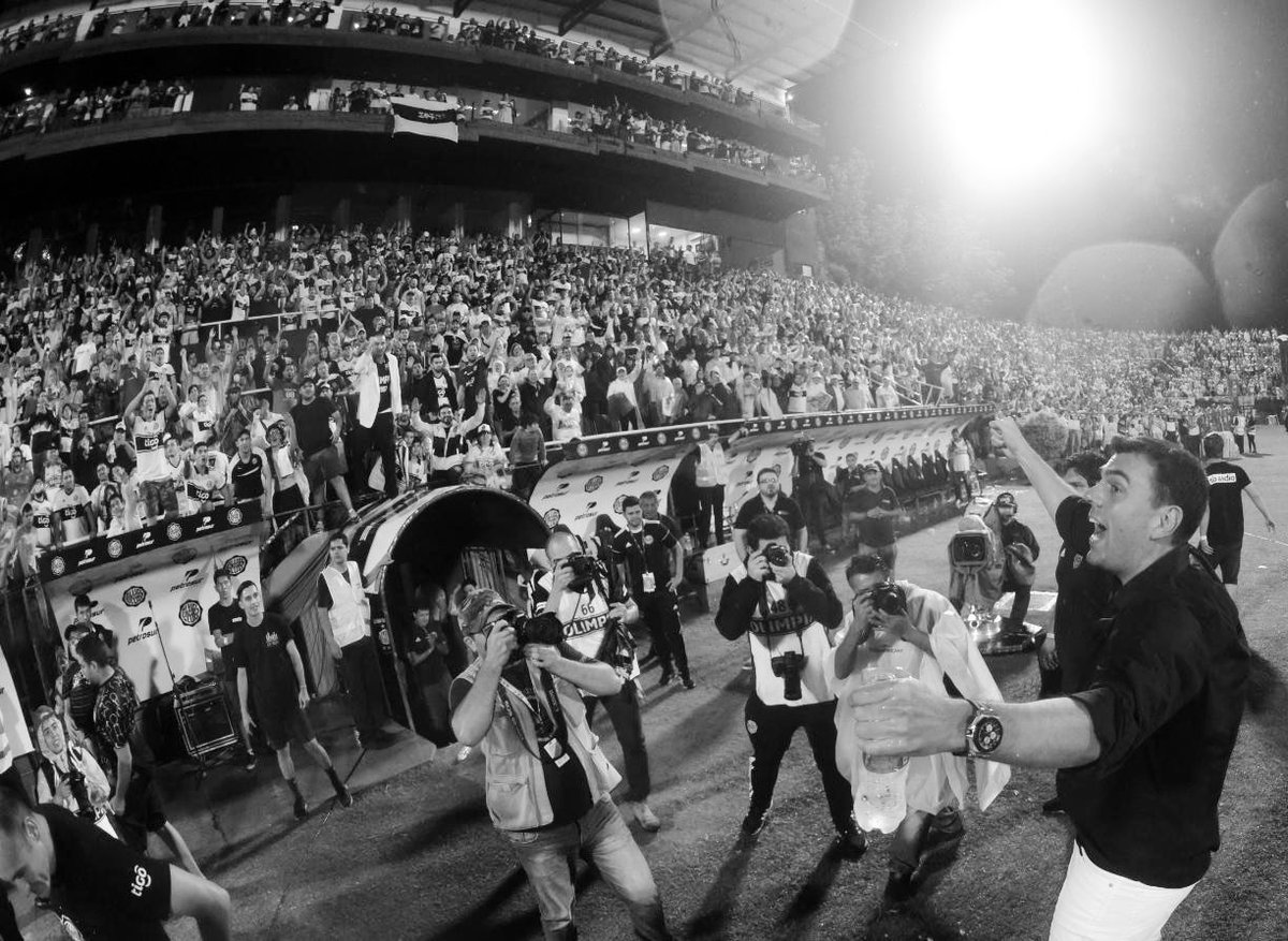 MarcoTrovatoV's tweet photo. El Olimpia ahora nos necesita Unidos y hombro con hombro, más que Nunca, Olimpia por Sobre Todo y Todos !!! https://t.co/aYLfM7d5yM