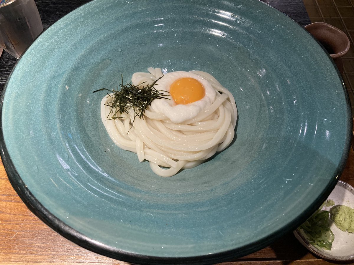 helloc_ute's tweet photo. 20歳の朝はつるとんたん食べてスタバ食べておなかいっぱいで今から寝ます https://t.co/QvH34aQmIn