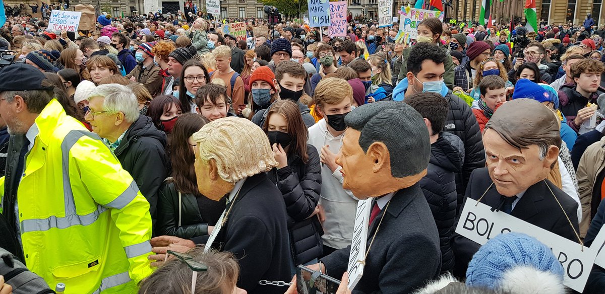 ThandekaCochran's tweet photo. World leaders on trial at #cop26 as young indigenous people from Peru and West Papua speak out against the climate violence their communities suffer.
#XRScotland #cop26 https://t.co/0c62L5onPc