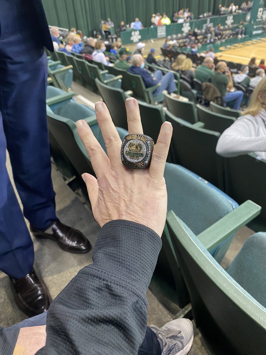 JulieRehmPhD's tweet photo. Thank you @CSU_President for letting me try on the @HorizonLeague Champ ring that @csu_basketball won! ❤️@coachdgates #GoVikes https://t.co/k3L3nclWHH
