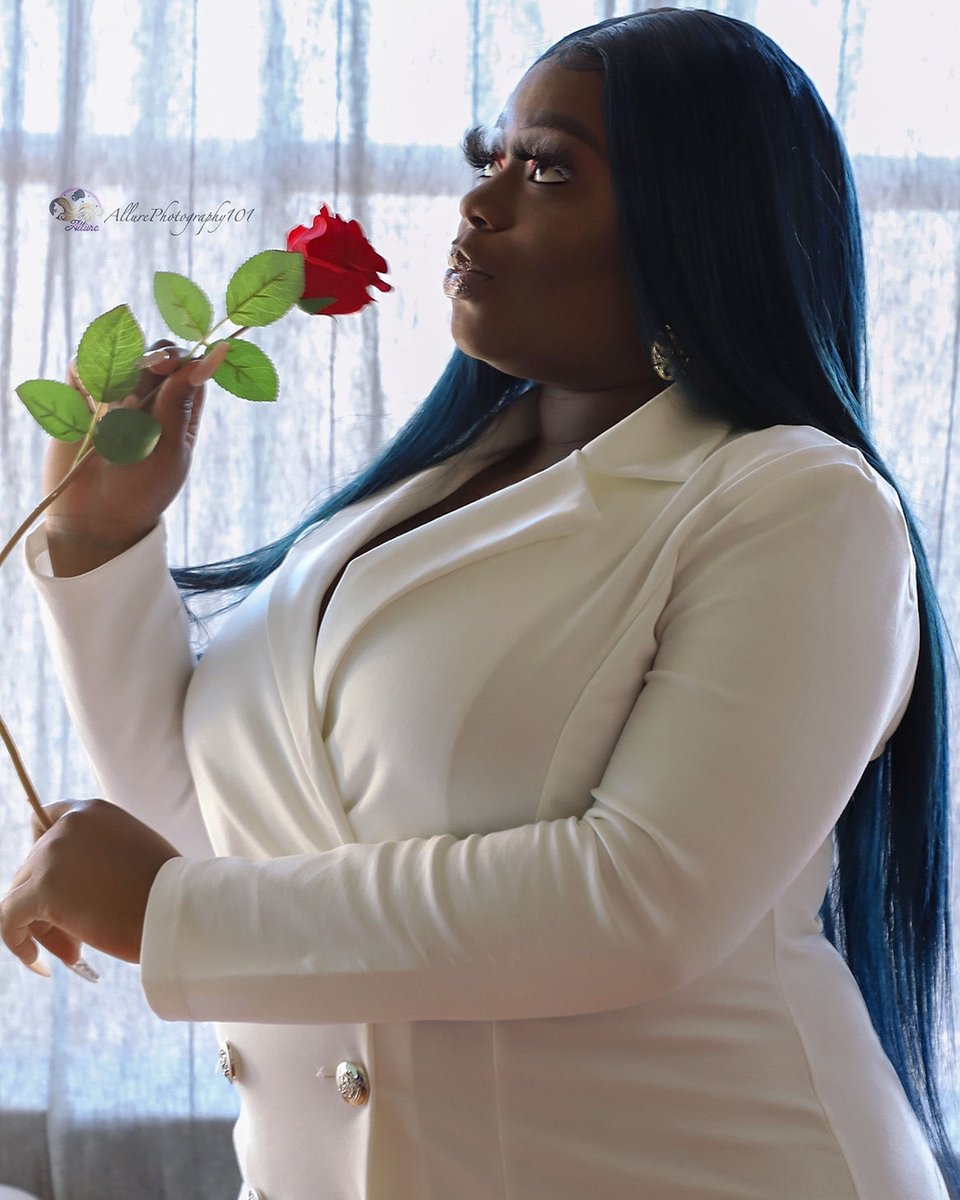 KKollectionsCo's tweet photo. Check out our wig kollection today♡
.⁣
.⁣
.⁣
.⁣
.⁣
#phillybundles #phillyhair #phillyhairstylist #phillywigmaker #weavekilla #wigmakerphilly https://t.co/39qbbmdRGG