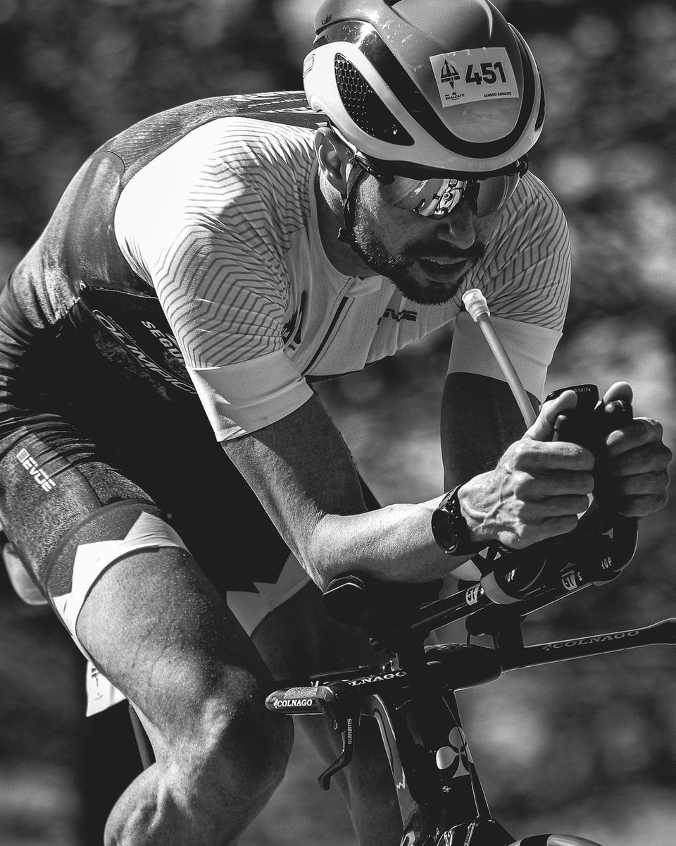 XlabUSA's tweet photo. Ready for IM Monterrey, México this Sunday? 💪🚴‍♀️
.
The #Torpedo #Versa 500 tucks away between the arms making it aerodynamically invisible!👊🚴‍♀️
https://t.co/ipvpXhvY0M
.
34+ World Championships with #XLAB #Engineering! 
.
#xlabaccessories #racing #triathlete #ironman #triathlon https://t.co/Ya4axzbbvJ
