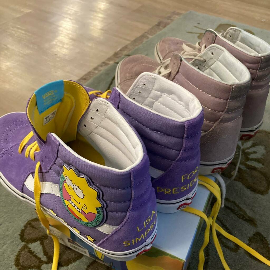 starbreiz's tweet photo. Kim's world problems - which purple high tie tops to wear out to drinks. #vans #lisasimpsonforpresident #vanssk8hi https://t.co/1vUQzq3xw7 https://t.co/p0ZGVefWOX