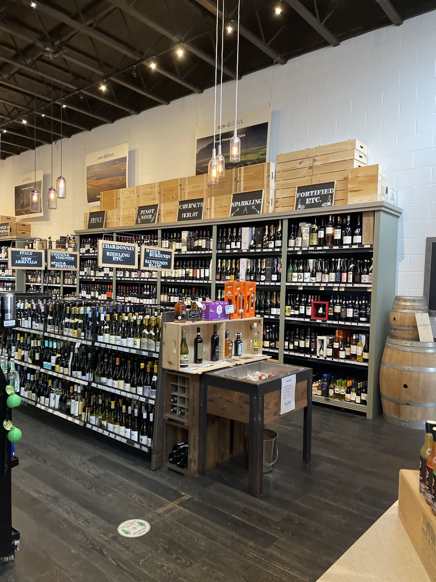 DunbarLifeMag's tweet photo. Wine for the weekend! New District is on Dunbar St near W 41st. #newdistrict #winestore #dunbarvillage #dunbarlife #pallamedia #wineadvent https://t.co/3ySNEC7oO6