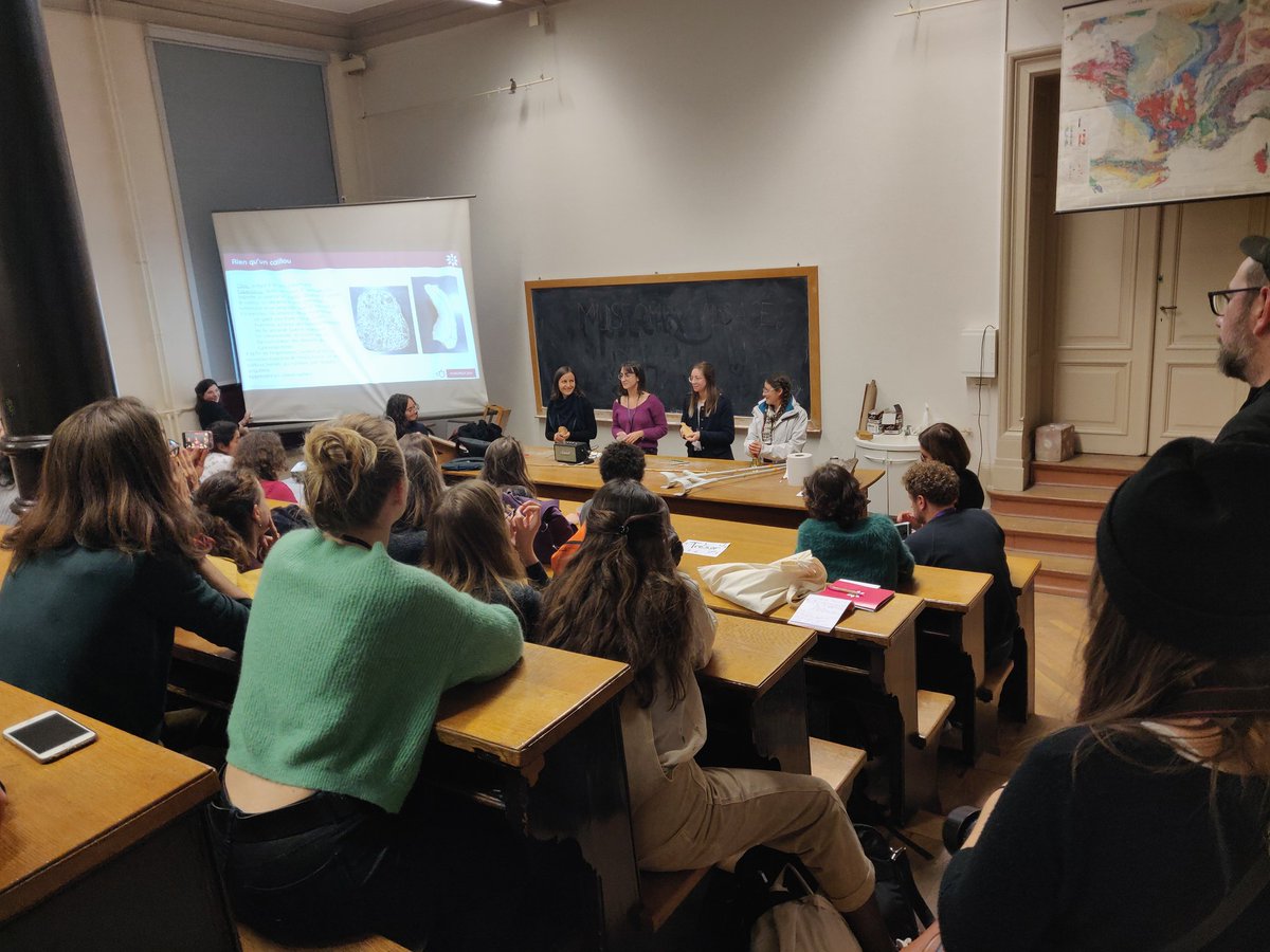 "Rien qu'un caillou" va nous raconter les cailloux qui paraissent banaux mais qui ont une belle histoire à raconter !
#Museomix idf