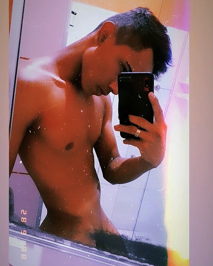 Lcclucas's tweet photo. Só pra dar uma movimentada aki msm 🔥🤤 https://t.co/OBPSwDamOP