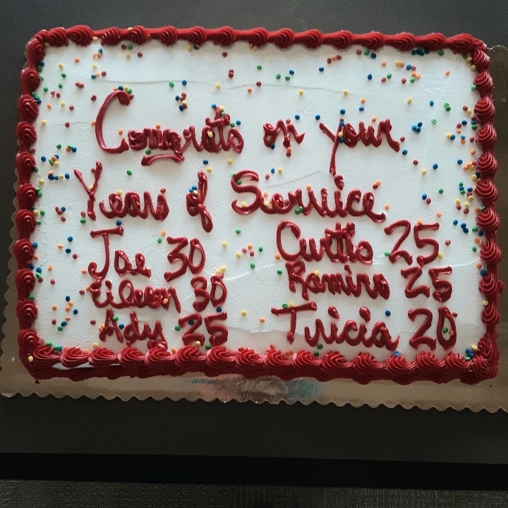 SDPublicLibrary's tweet image. It&apos;s #FriYAY and we&apos;re feeling fantastic (celebrating years of service is always fun). The cake? 🍰

Might be feeling ragged at this point. #mySDPL