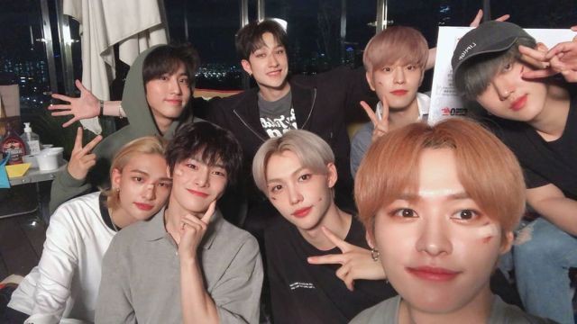 ArgentoCubs's tweet photo. Tercer día 
#MAMAVOTE #Straykids https://t.co/zPpzXE2qjB