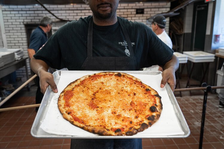 Michael Riggio tweet media