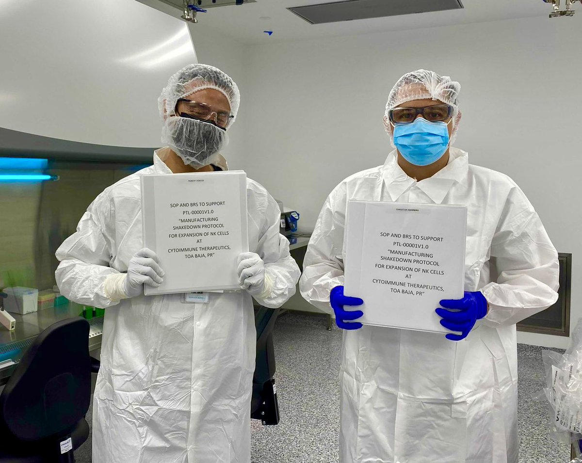 CytoimmunePR's tweet photo. Estas son las manos puertorriqueñas que trabajan sin descanso en CytoImmune Therapeutics innovando en terapias de tratamiento de cáncer. Damos gracias por estar aquí, trabajando para ti y para el mundo. 
#terapiacancer #innovacioncientifica #InvestPR #NuestroEquipo https://t.co/zRuBhFOPqc