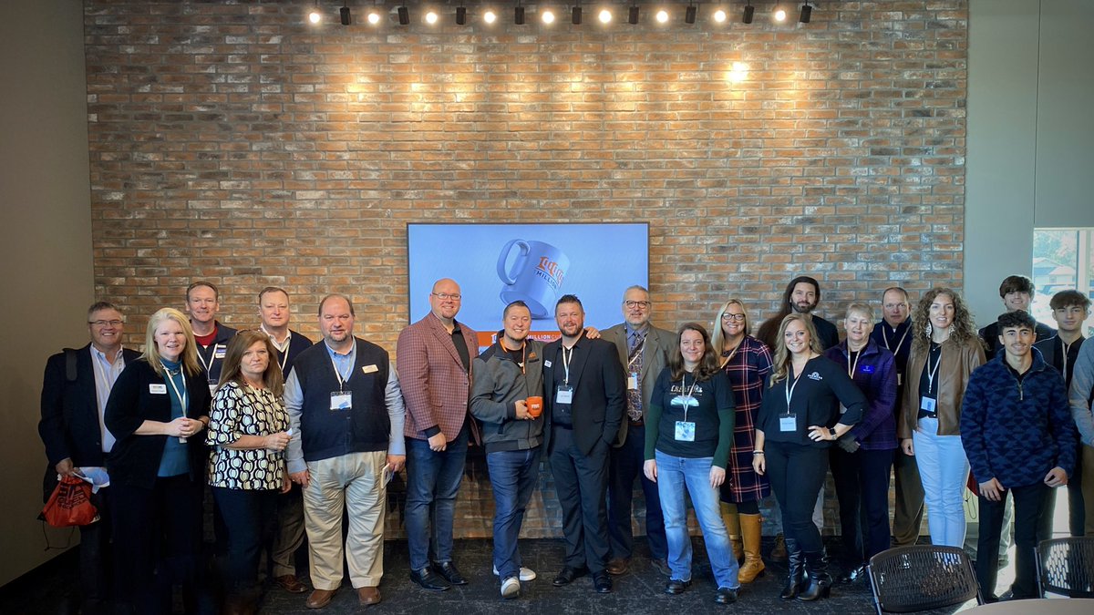 What a caffeinated conversation 🫂

These remarkable community members shared a thoughtful town hall in #Missouri. Together, we explored the why of #1MC. We celebrated the organizing team’s resiliency and poured fresh energy into what’s next for <a href="/1MCJoplin/">1 Million Cups Joplin</a>.