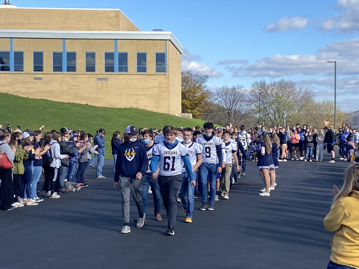 CV Football tweet media