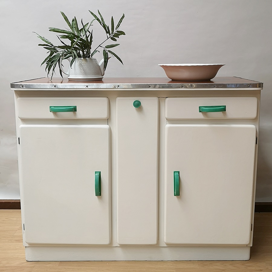 Merkausado's tweet photo. Otro mueble cocina de estilo vintage, con encanto,  en todos sus acabados🌿🍏😍
☎ 954999506 y WhatsApp 618341720
https://t.co/5clqLXfKXy
#merkausadoantigüedadesvintagecoleccionismo #Antiques #vintagedecor #mueblecocina https://t.co/FMr6d7RPj1