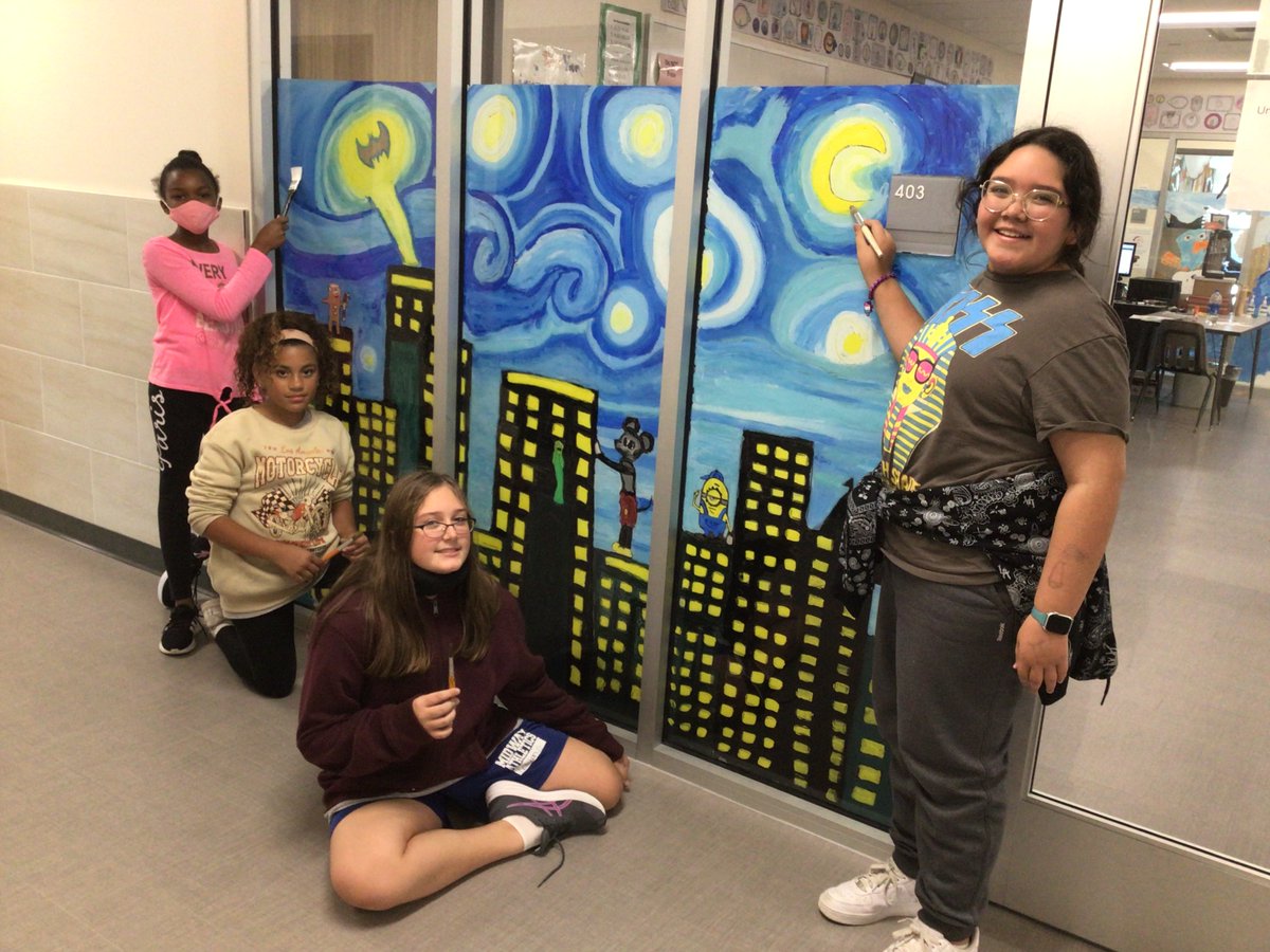 artwithMsB's tweet photo. Having a glass walled classroom has its perks! Thank you to our amazing art students for their creative work!
@woodgatemisd @fineartsmidway @MidwayISD https://t.co/vc2qu23TiM