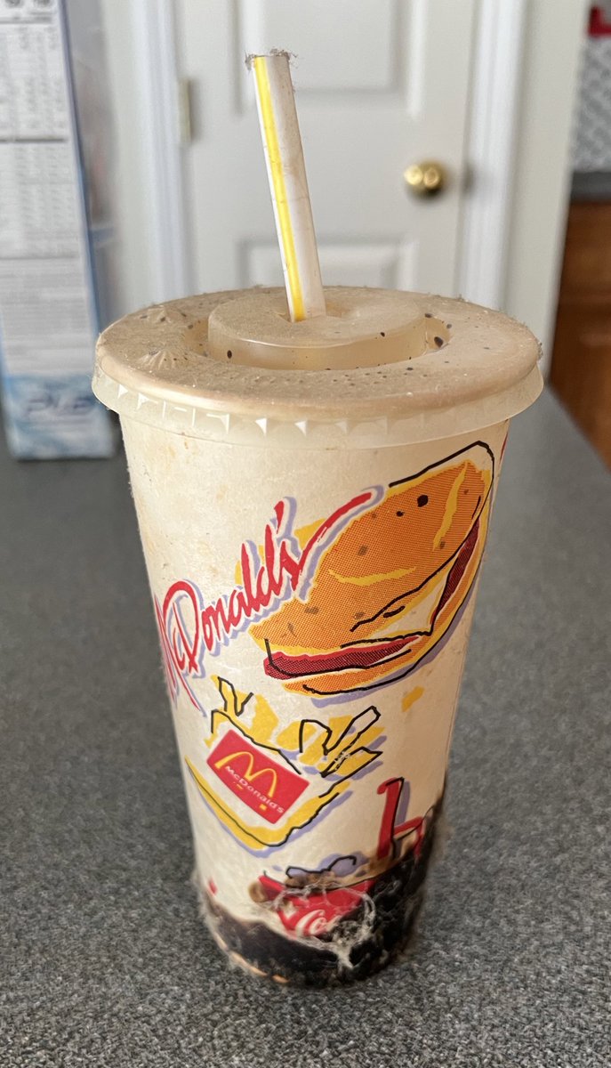 DUHHHlayknee's tweet photo. Good thing we’re getting our vents cleaned bc I think the 90s want this McDonald’s cup back… https://t.co/nJILfEbkZx