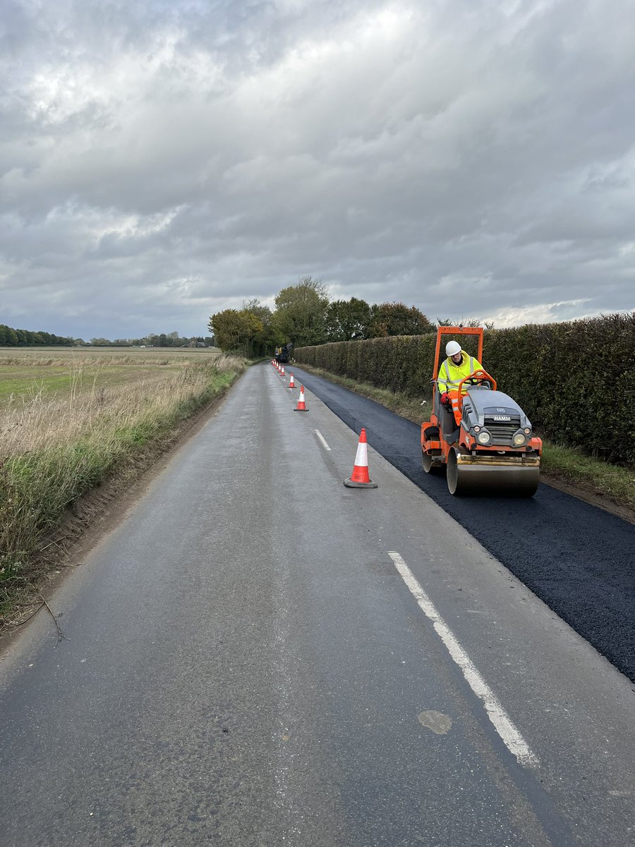 NRAsphalt's tweet photo. Plane out mini paver work in watton 😃 https://t.co/ZBpcWd6G3s