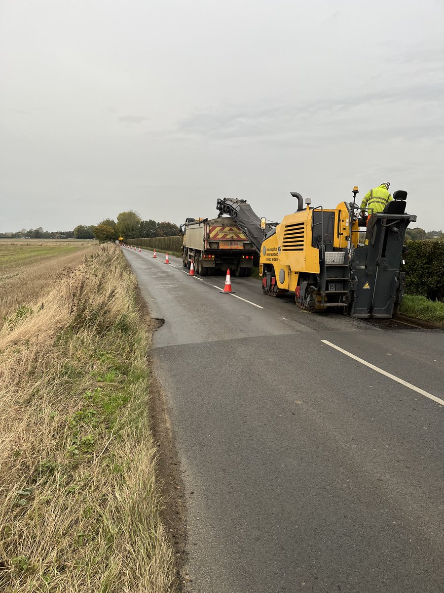NRAsphalt's tweet photo. Plane out mini paver work in watton 😃 https://t.co/ZBpcWd6G3s