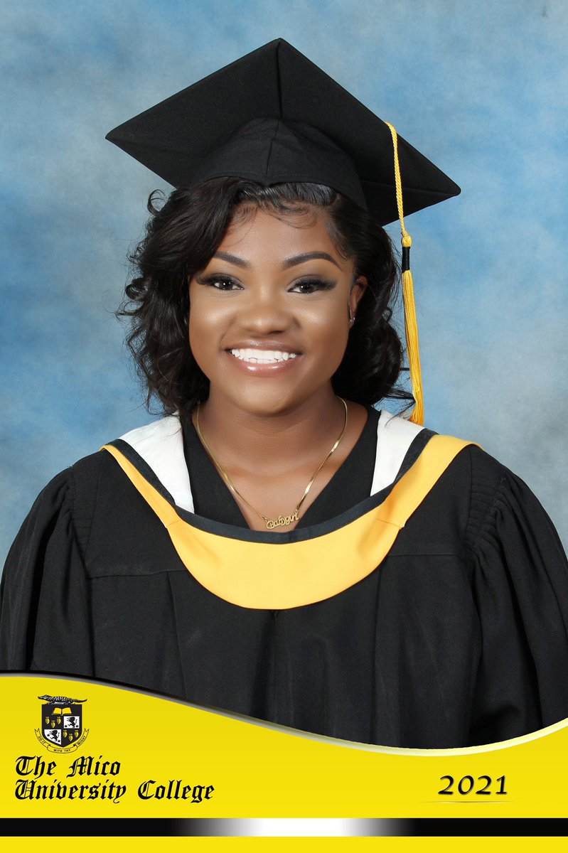 mstinq2's tweet photo. #Degreed 👩‍🎓♥️ https://t.co/nyUh3cFPw0