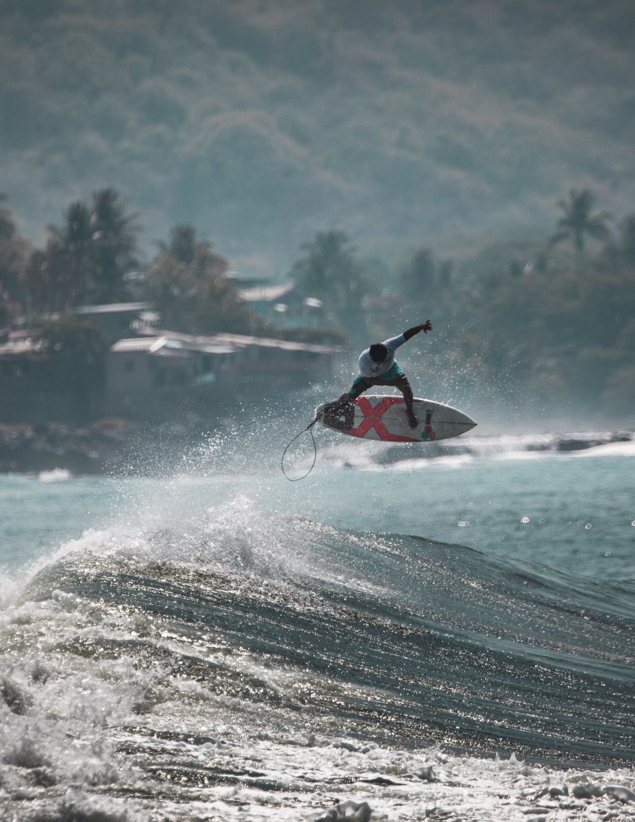 quekasurfer's tweet photo. Regresa el buen surfing a Punta Roca, este fin de semana se corre la tercera fecha del Gordihno Surf Contes 🏄🏻‍♂️ 🌊🏄‍♀️
Con la participación de surfers nacionales y extranjeros. 
No te lo pierdas yewwww
 🤙🏽🤙🏽🤙🏽
@dukes
@surfinglatino https://t.co/uj3bBCU2yD