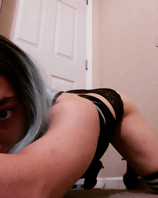 1 pic. Follow me on TikTok and OF for more content ??? #fembois #femboy #langerie #panties #bootybuilding