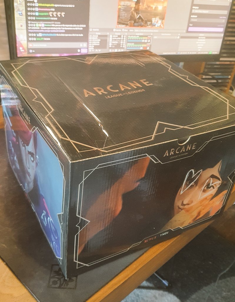 impaKt1K's tweet photo. Olhem a minha sorte ó binos!

Mais uma surpresa da @LeaguePortugal &amp; @arcaneshow , como se eu ainda não estivesse entusiasmado o suficiente por dia 7 !! https://t.co/NvJvBHHMMu