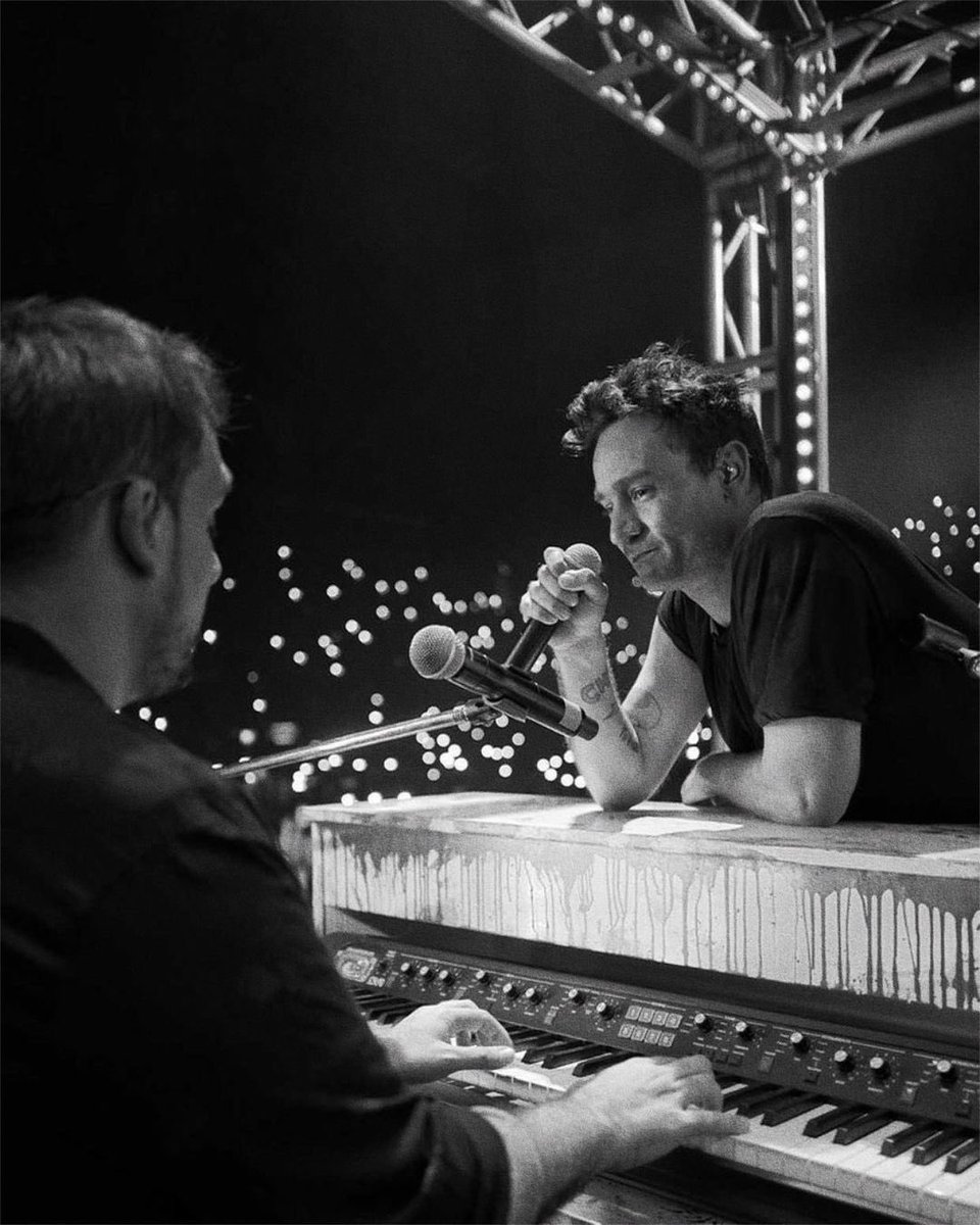 PlayRockPy's tweet photo. #ActualidadPR | Y UN DÍA VOLVIÓ 
@CHANOTB actuó ante un Luna Park colmado, mostrando su mejor versión. https://t.co/410RyhoyRp