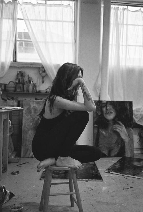 ⠀

“ Les arts  sont  des  femmes
   dorées    et    adorées    que
   l’on contemple sans jamais
   fatiguer.                                   ”
⠀
                                                                𝐅 𝐋 𝐄 𝐄 𝐓