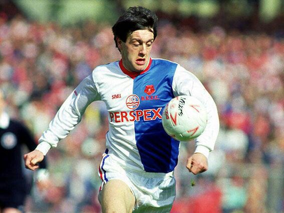 SimonJohnFish's tweet photo. Happy birthday to our fabulous football club. #Rovers #146years https://t.co/ucefhaJzJz