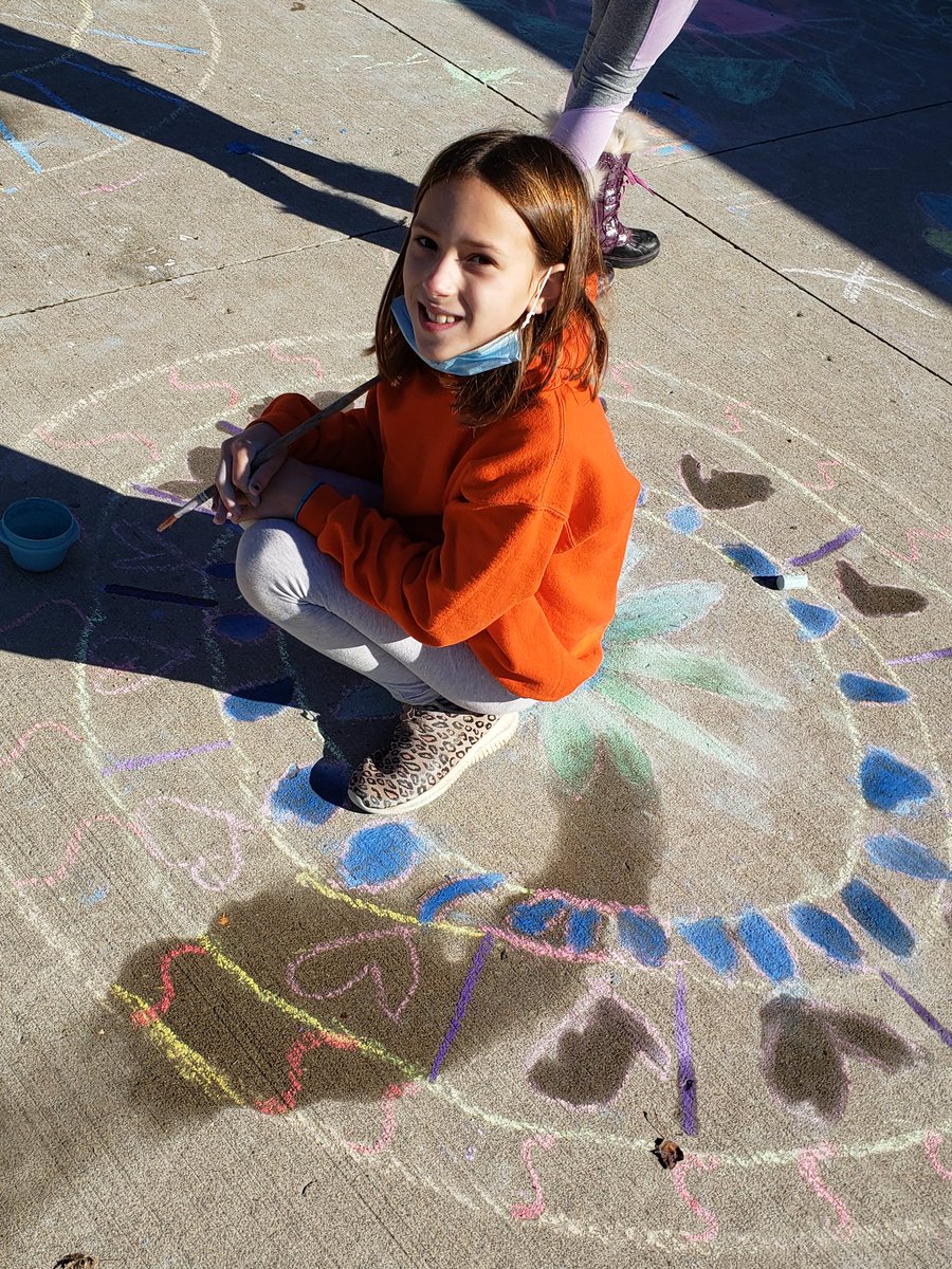 Mrs Daley Twitter Tweet: Happy Diwali @GEDSB. We learned about the importance of the celebration and used outdoor learning time to create our own rangolis. @JarvisJets https://t.co/vHVOdyViSf