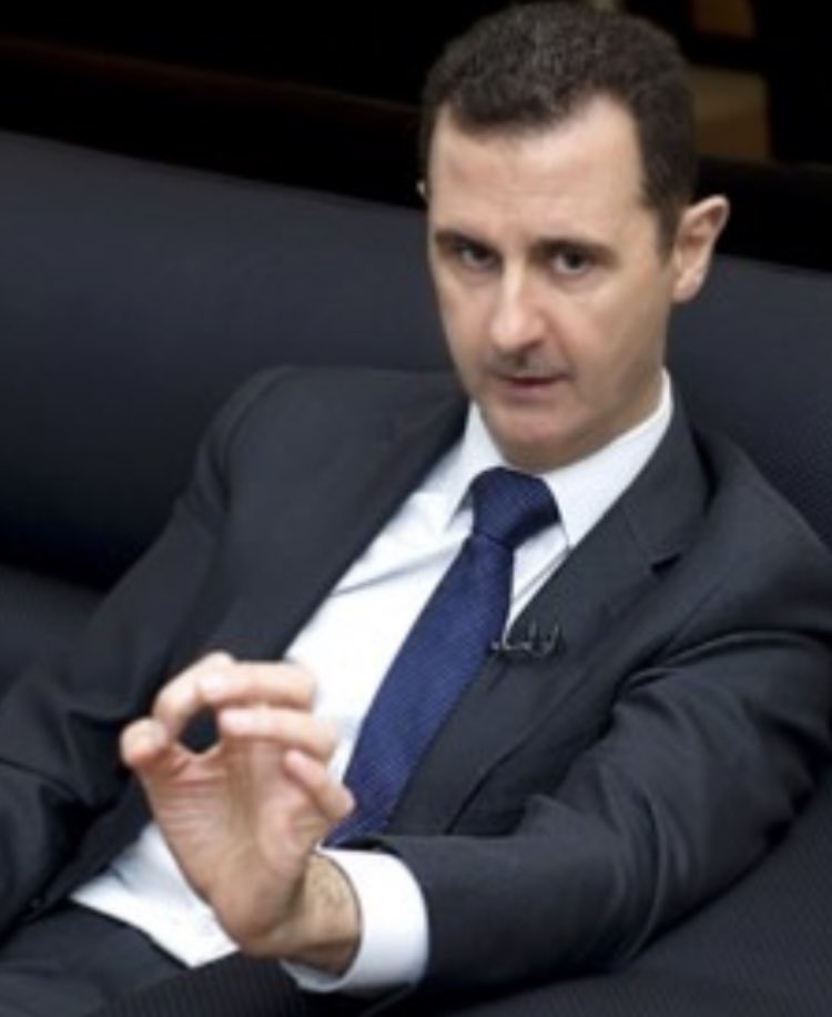 SariWester's tweet photo. Zijn we Assad vergeten? 
#PointedFinger
#HandToHeart 
#SixSixSix
 #VSign https://t.co/hk4YwXzO0C