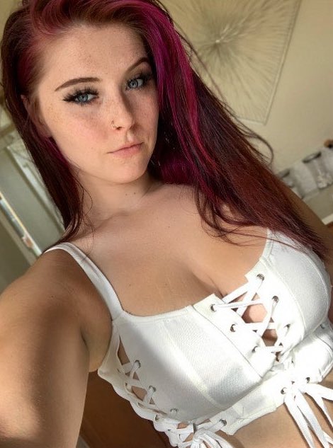 FayeTheRedOmega's tweet image. Escaped without a hangover, but damned if I didn’t make an ass of myself whilst drunk.