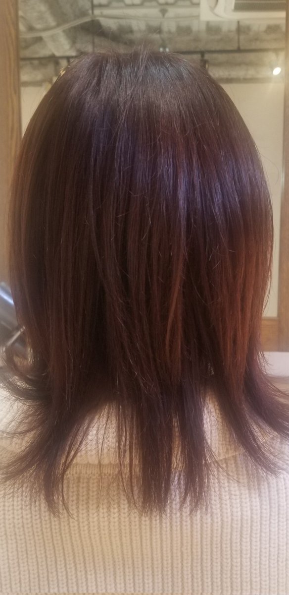 kayo__0415's tweet photo. 転職して半年…
初めて全部じゃないけど 自分のコーディネイトした洋服がマネキンに採用された。
何度も挫けそうになって諦めそうになった。
"好き"
って気持ちだけじゃどうにもならなくて泣けた日もあったけど 頑張ってきて良かった。
#トリートメント #マツエク #ヘアバンド #Lashadict https://t.co/sBq69T9j4F
