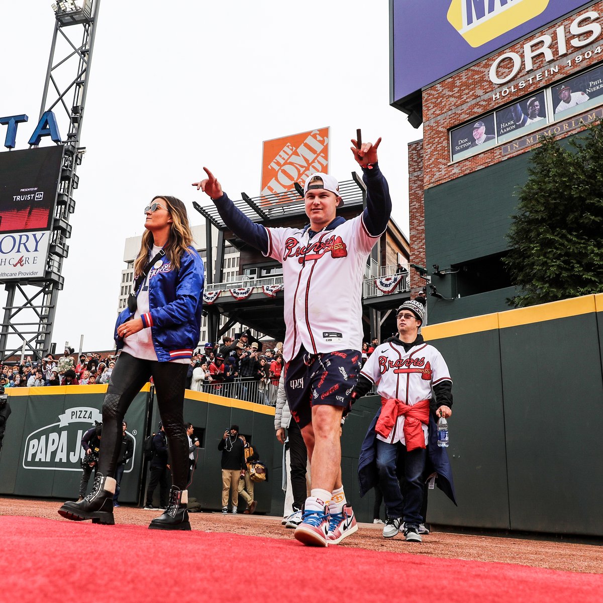 MLB's tweet photo. Champs. https://t.co/f9e6hrdz6a