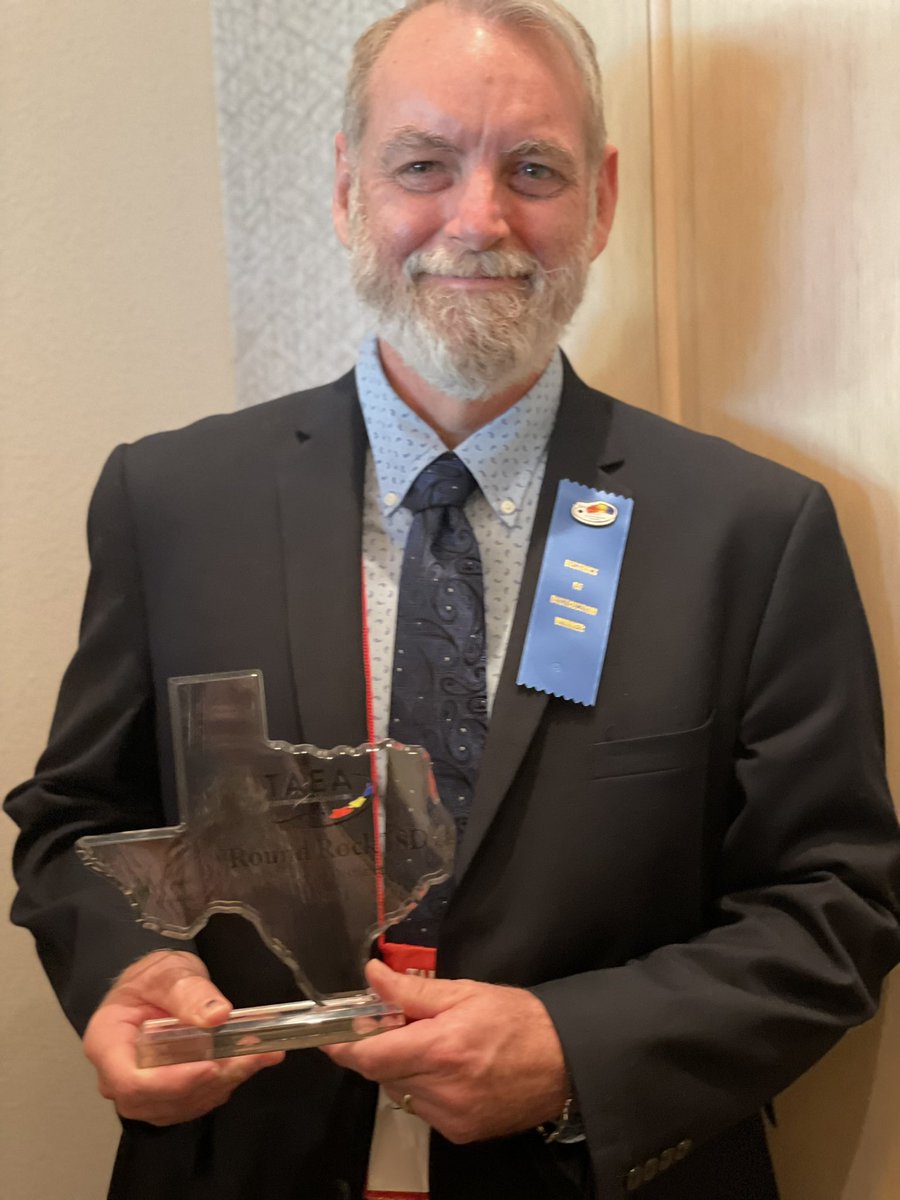 Jen Holsinger-Raybourn tweet media