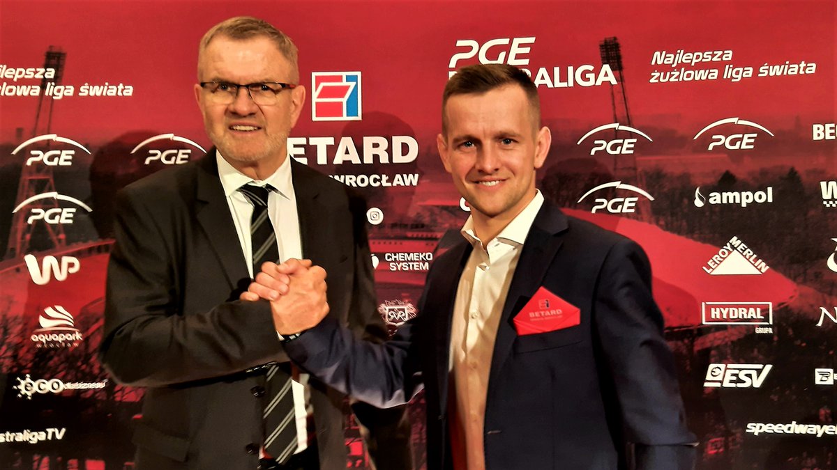 WTSSparta's tweet photo. BUM ❗️❗️❗️Artem Laguta na trzy lata w Betard Sparcie Wrocław!!! 2022, 2023, 2024!!!
#ThisIsSparta #WTS #Wroclove https://t.co/yVe5irGctg