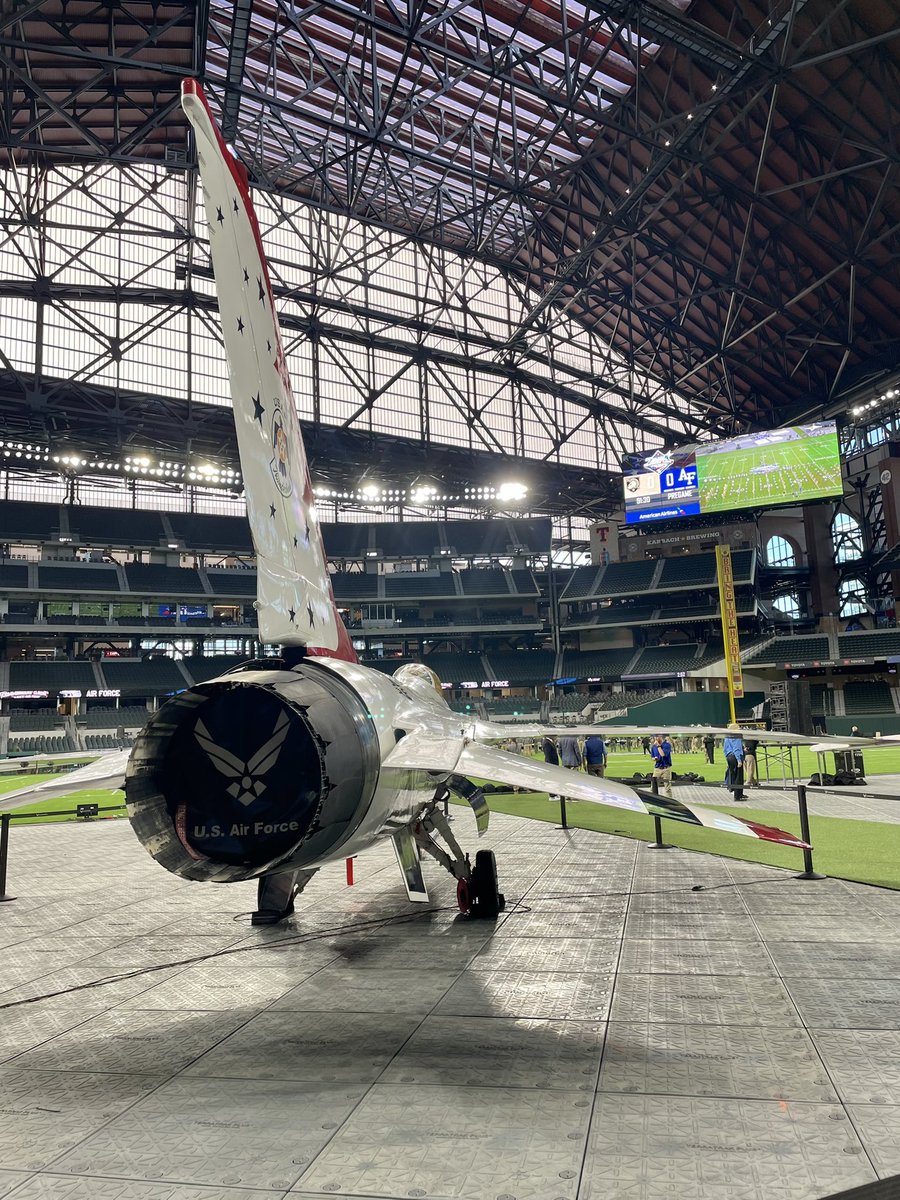 AToastToTheHost's tweet image. This will be Army’s view all game long!!!! #Burner #BeatArmy