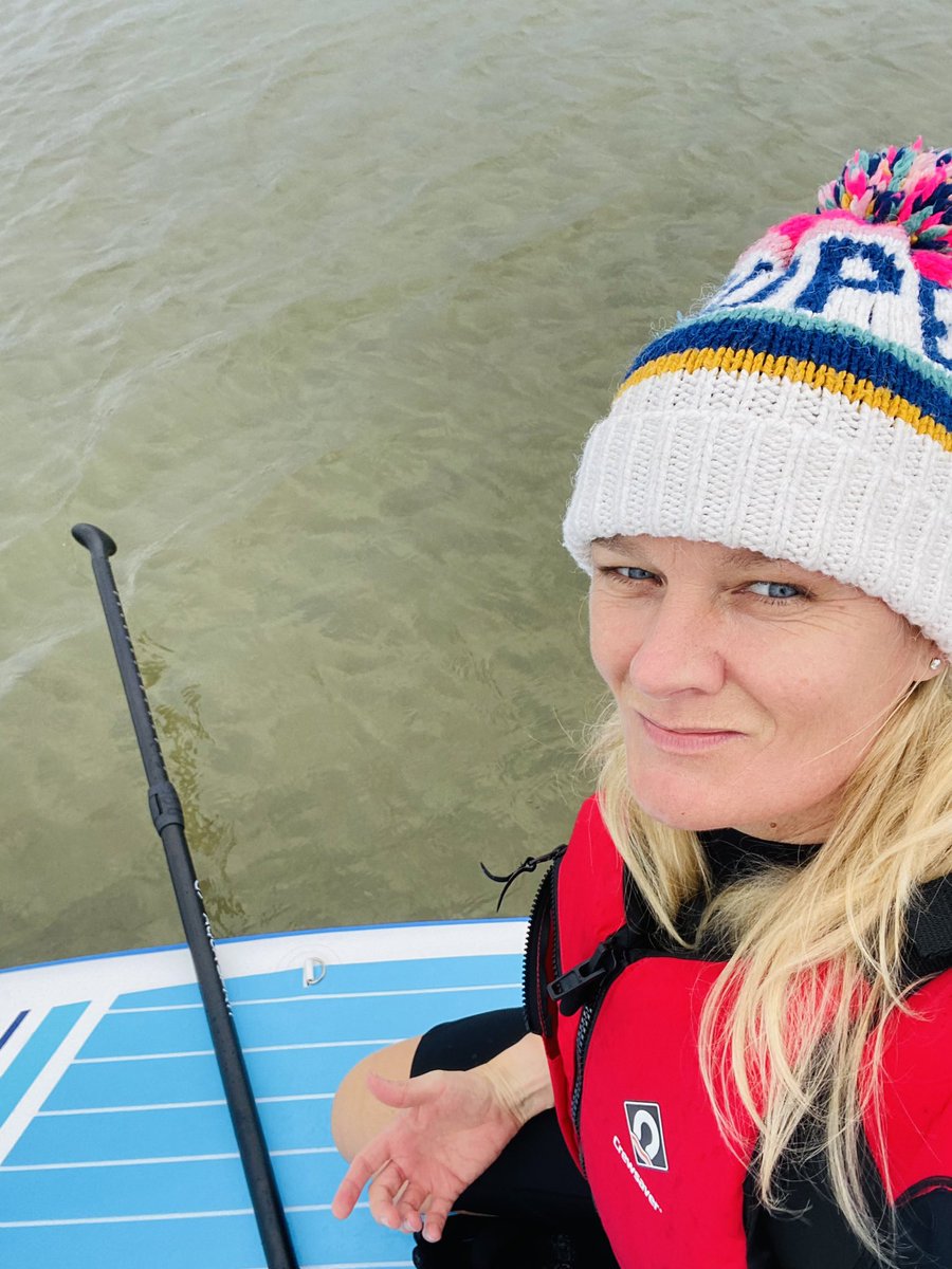 Claireshep13's tweet photo. Got to love a bit of paddle boarding, make me feel relaxed and at one with the world, have a good weekend all and be kind cxx #paddleboarding #lbeach #motivation https://t.co/Ep5V8MaUx7