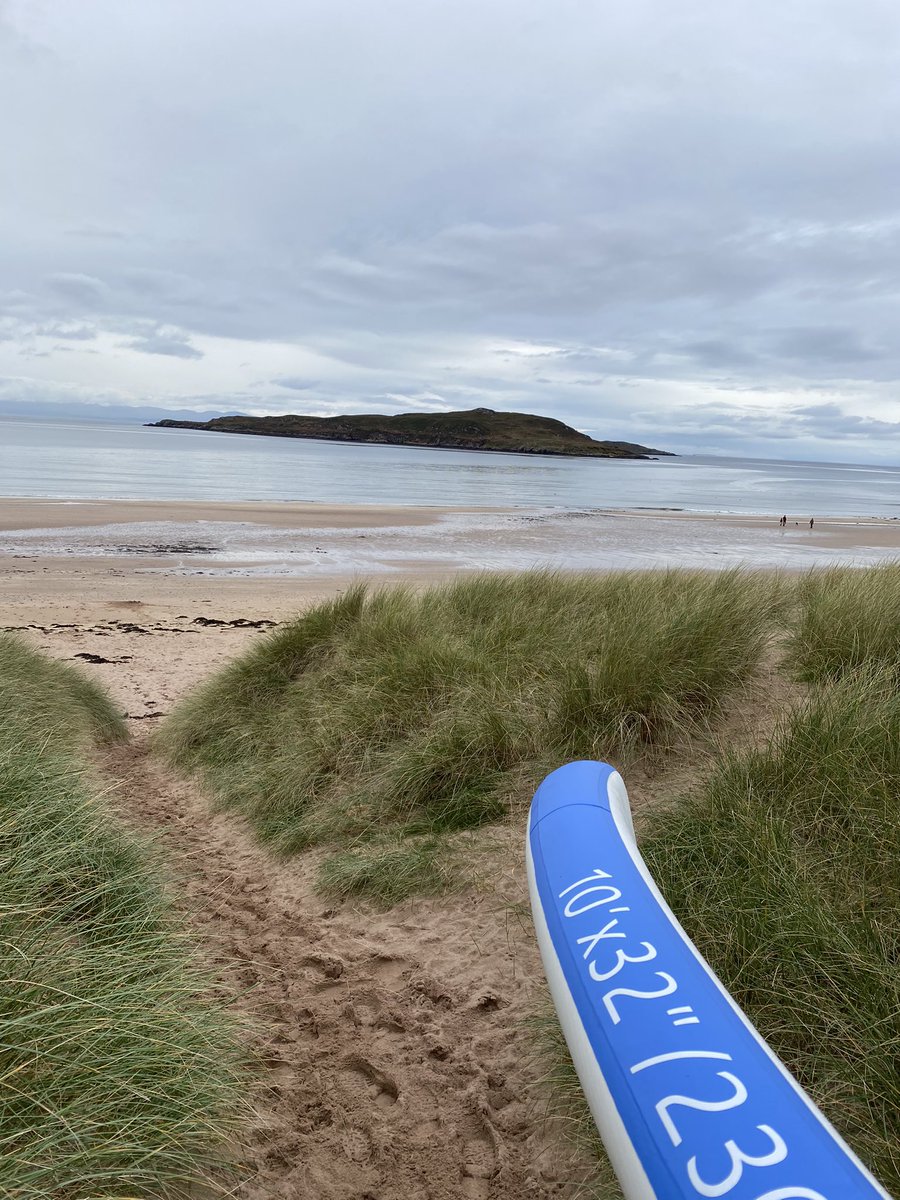 Claireshep13's tweet photo. Got to love a bit of paddle boarding, make me feel relaxed and at one with the world, have a good weekend all and be kind cxx #paddleboarding #lbeach #motivation https://t.co/Ep5V8MaUx7